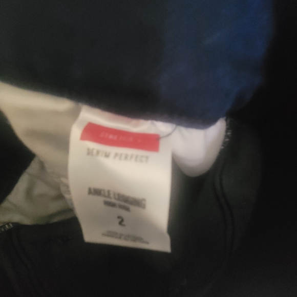 EXPRESS  SAILOR HIGH WAISTED ANKLE JEANS WITH SILVER BUTTON DETAIL SIZE 2 - Picture 4 of 5